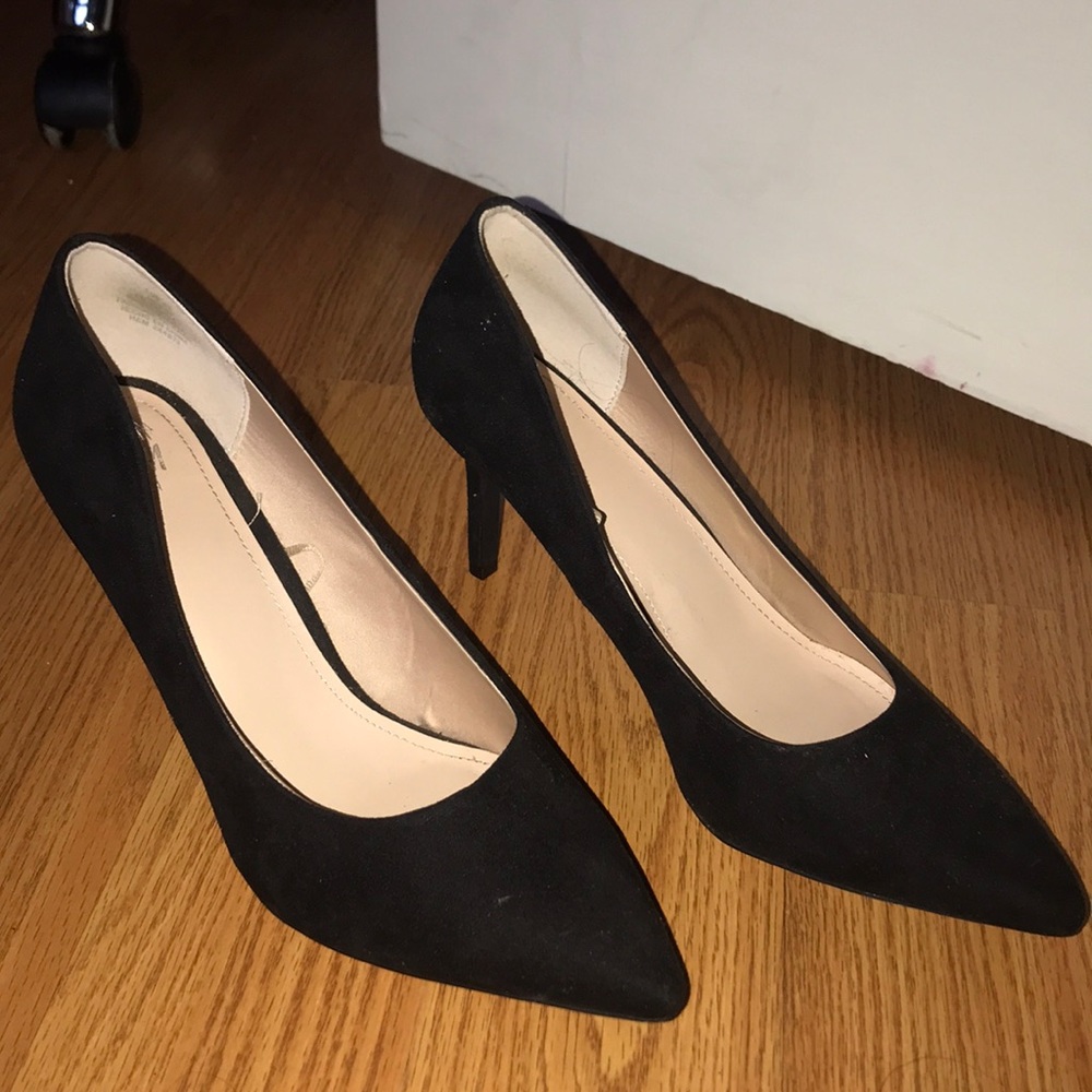 Black little high heels